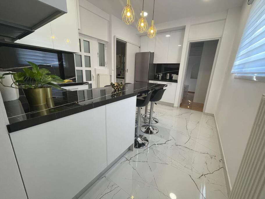 Kolonaki 1 Bedroom And 1 Sofabed Amazing Penthouse Flat Apartment Athens